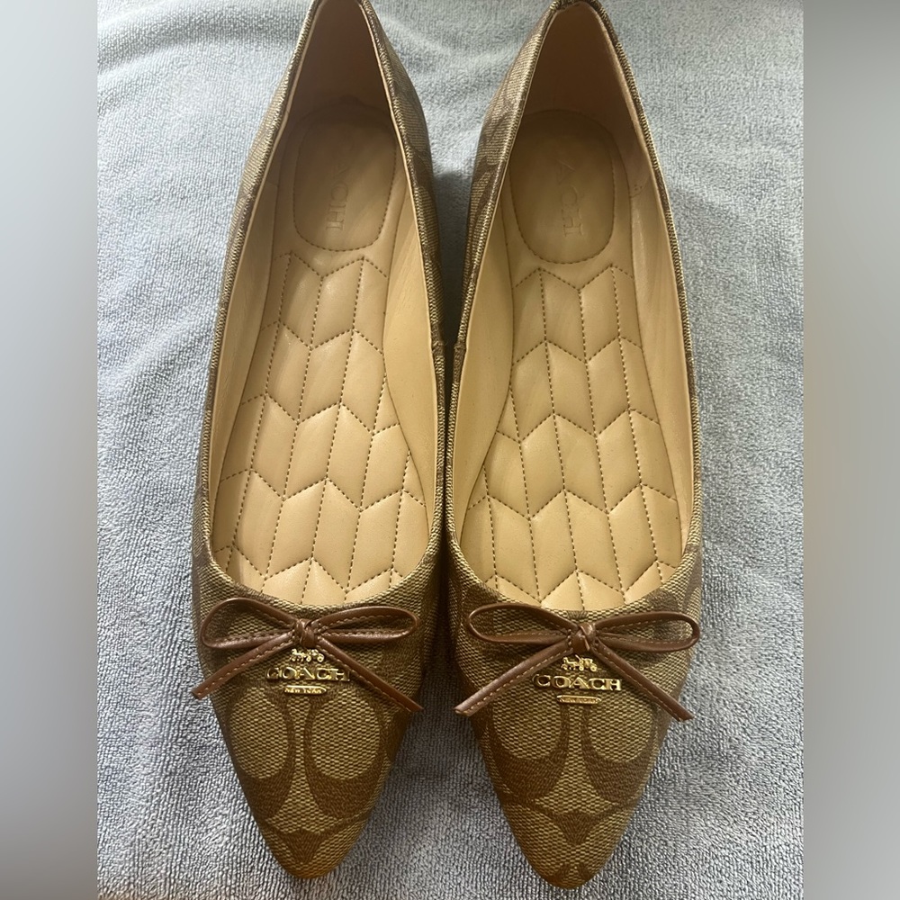 Coach flats size 9.5